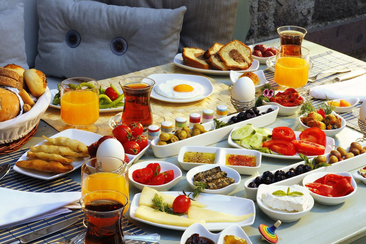 Yundantik Cunda Konaklari Ayvalı Buitenkant foto