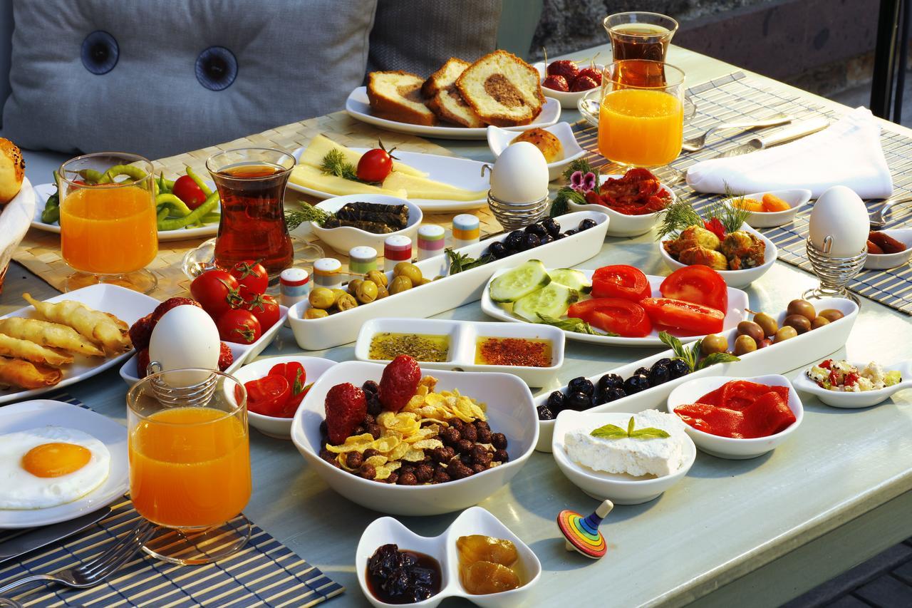Yundantik Cunda Konaklari Ayvalı Buitenkant foto